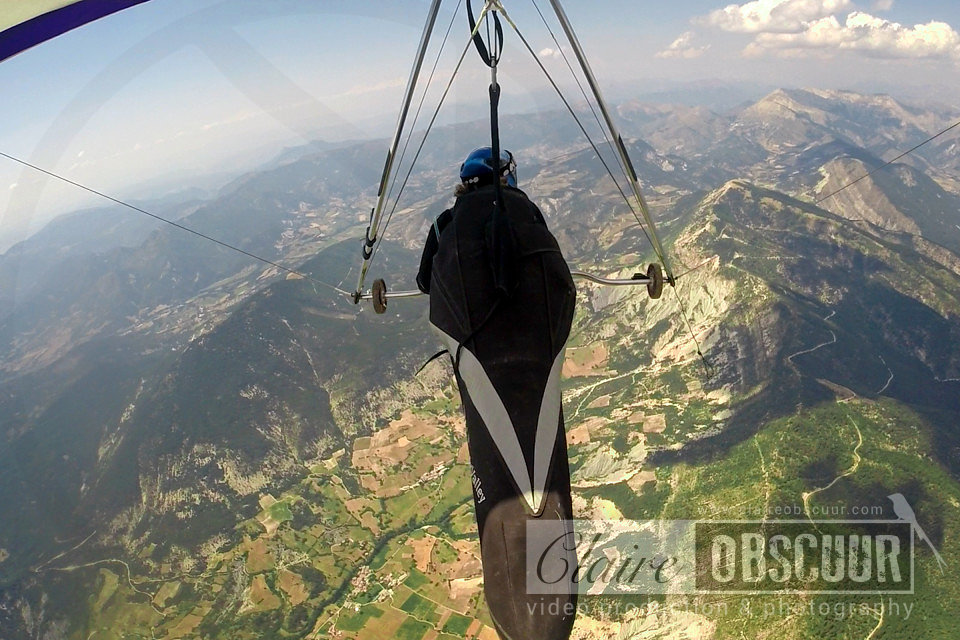 hanggliding-st-andre-les-alpes-mountains
